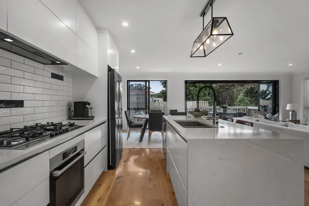 Photos of 3 Leamington Road