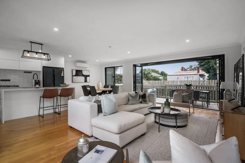 Photos of 3 Leamington Road