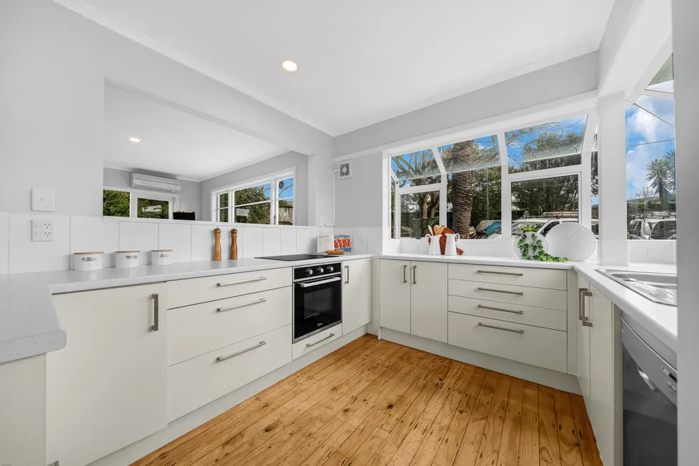 Photos of 46 Botany Road