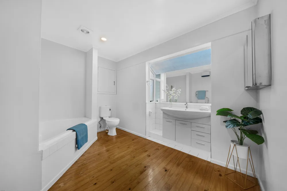 Photos of 46 Botany Road