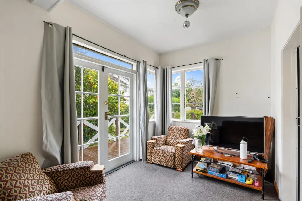 Photos of 4 Tara Street