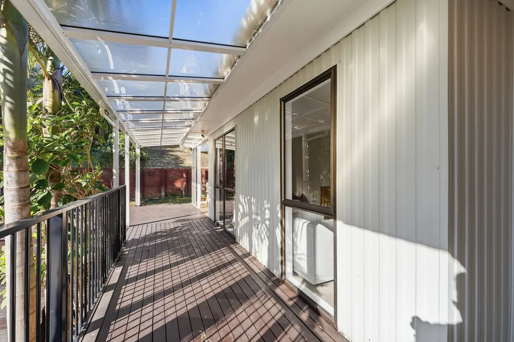 Photos of 85 Oaktree Avenue