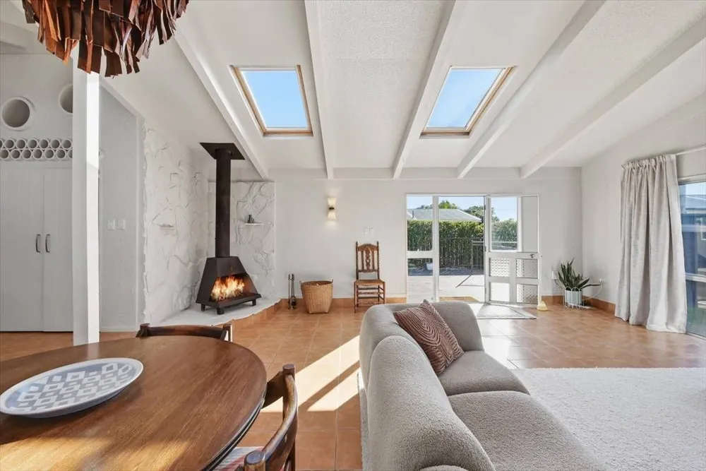 Photos of 18B Levers Road