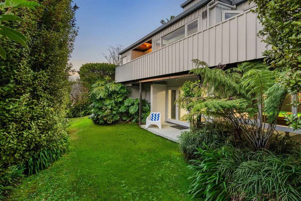 Photos of 52 Balmain Road