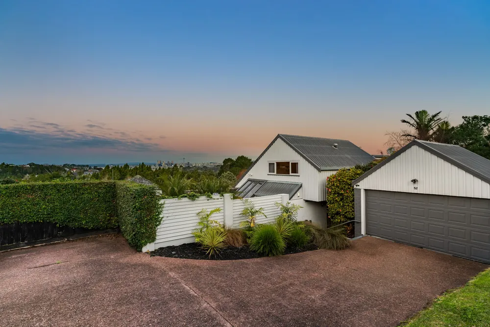 Photos of 52 Balmain Road