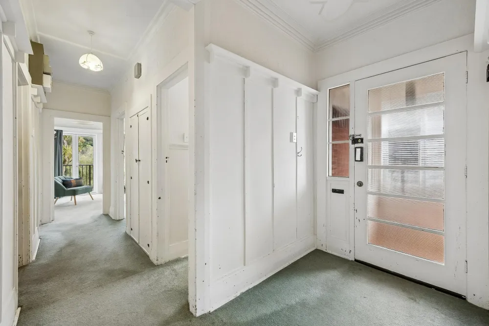 Photos of 94 Braeview Crescent