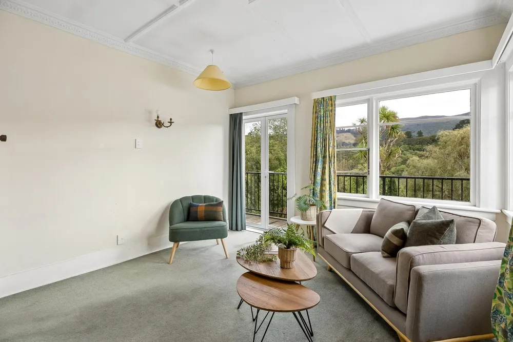 Photos of 94 Braeview Crescent