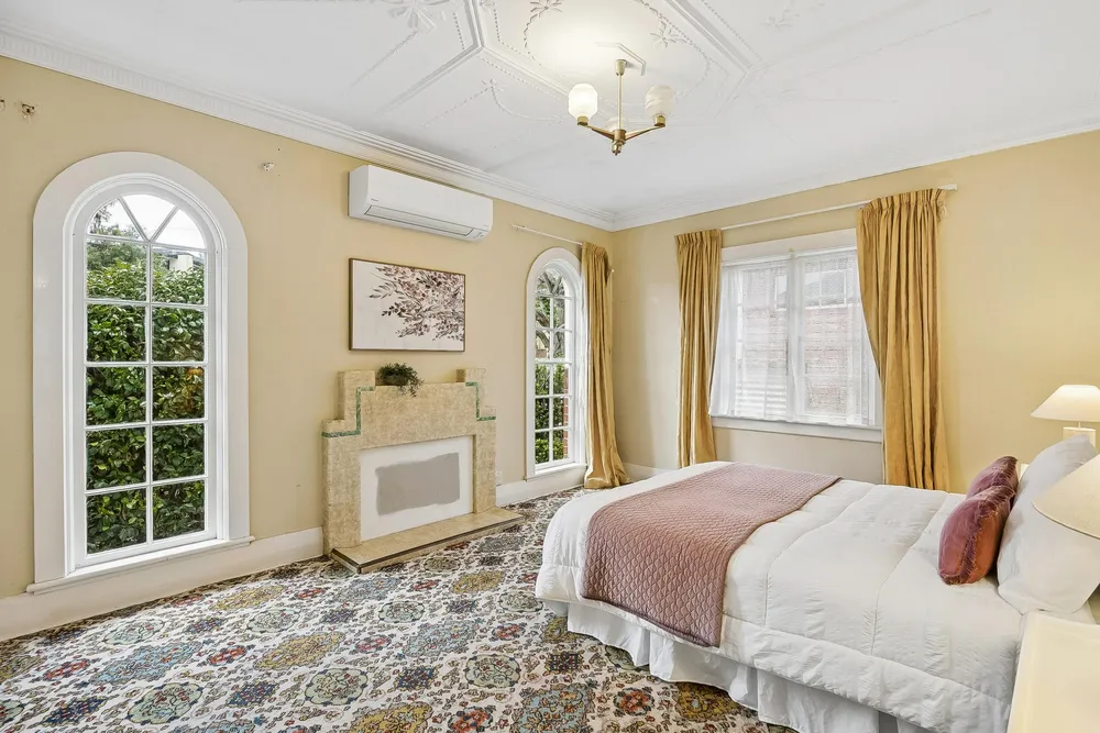 Photos of 94 Braeview Crescent
