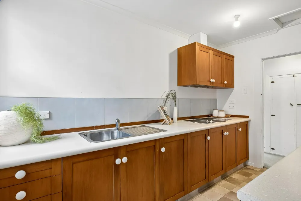 Photos of 94 Braeview Crescent
