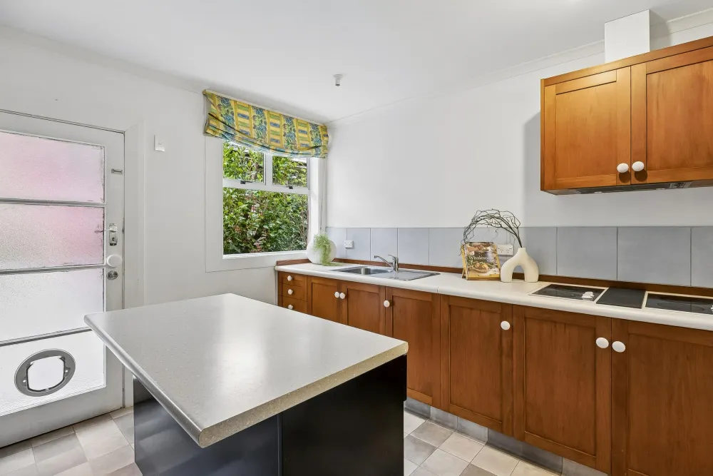 Photos of 94 Braeview Crescent