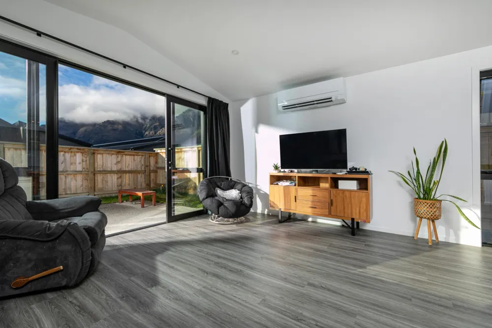 Photos of 39 Woolshed Road, Hanley's Farm