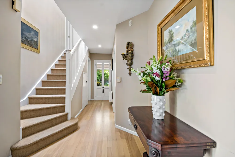 Photos of 2/2 Kenny Road