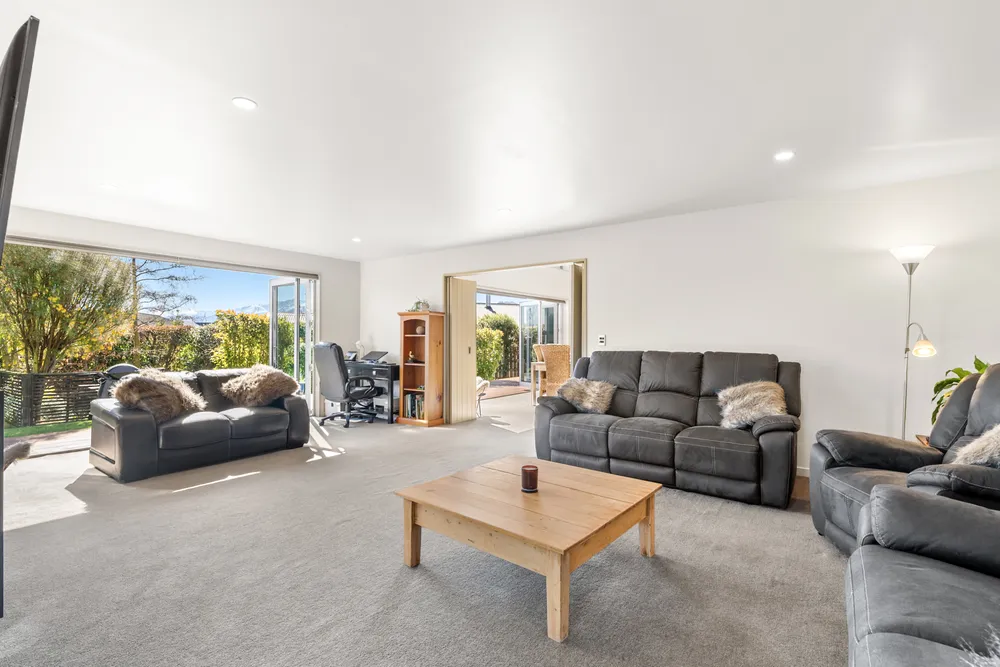Photos of 8 Pearce Place
