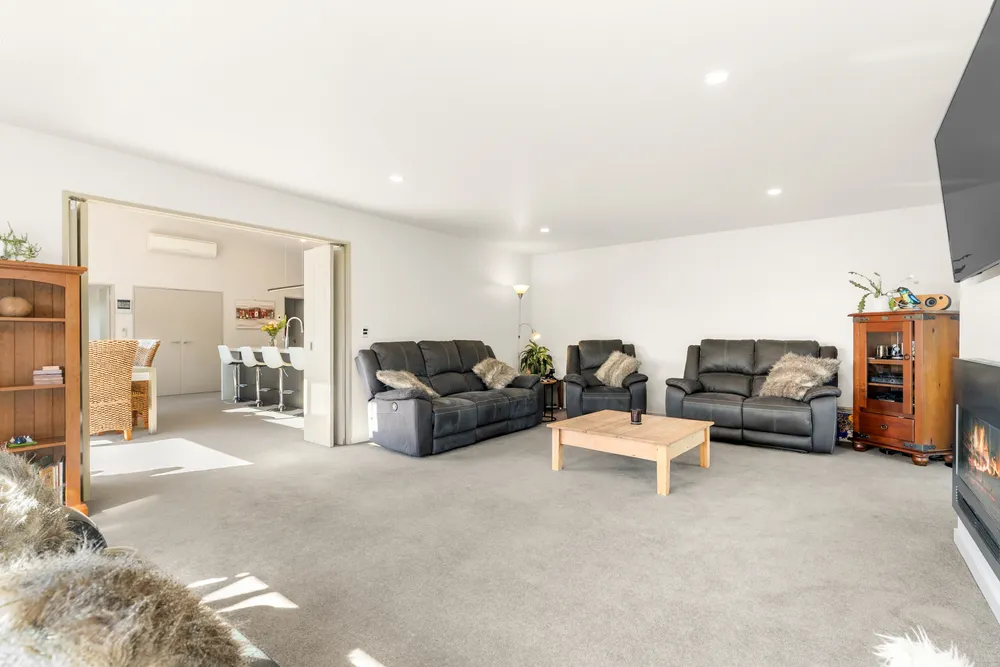 Photos of 8 Pearce Place