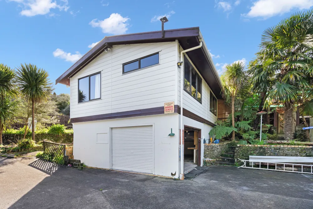 Photos of 31 Tauroa Street