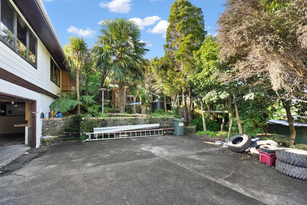 Photos of 31 Tauroa Street