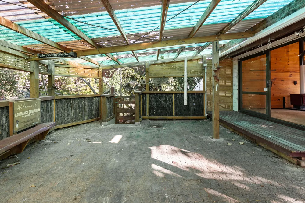 Photos of 31 Tauroa Street