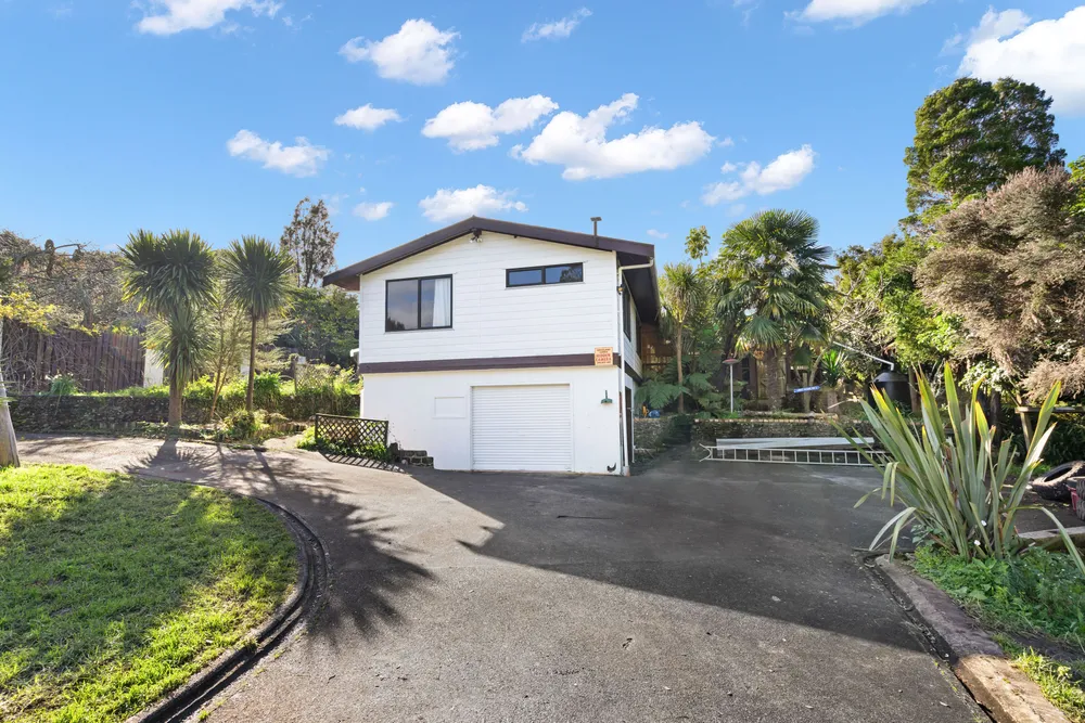 Photos of 31 Tauroa Street