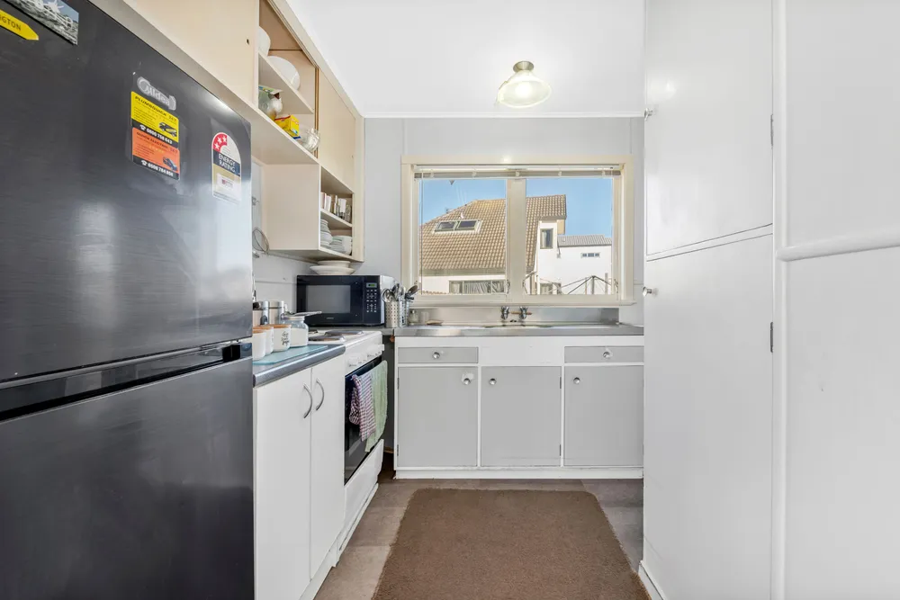 Photos of 128 Wellington Street