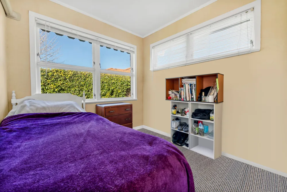 Photos of 128 Wellington Street