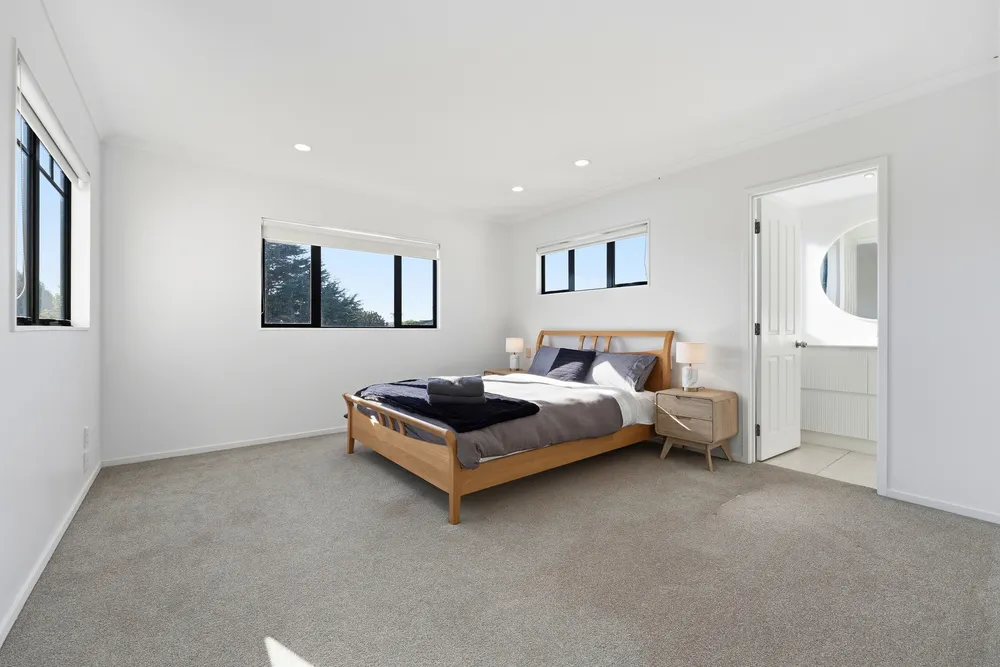 Photos of 44a Ballarat Street