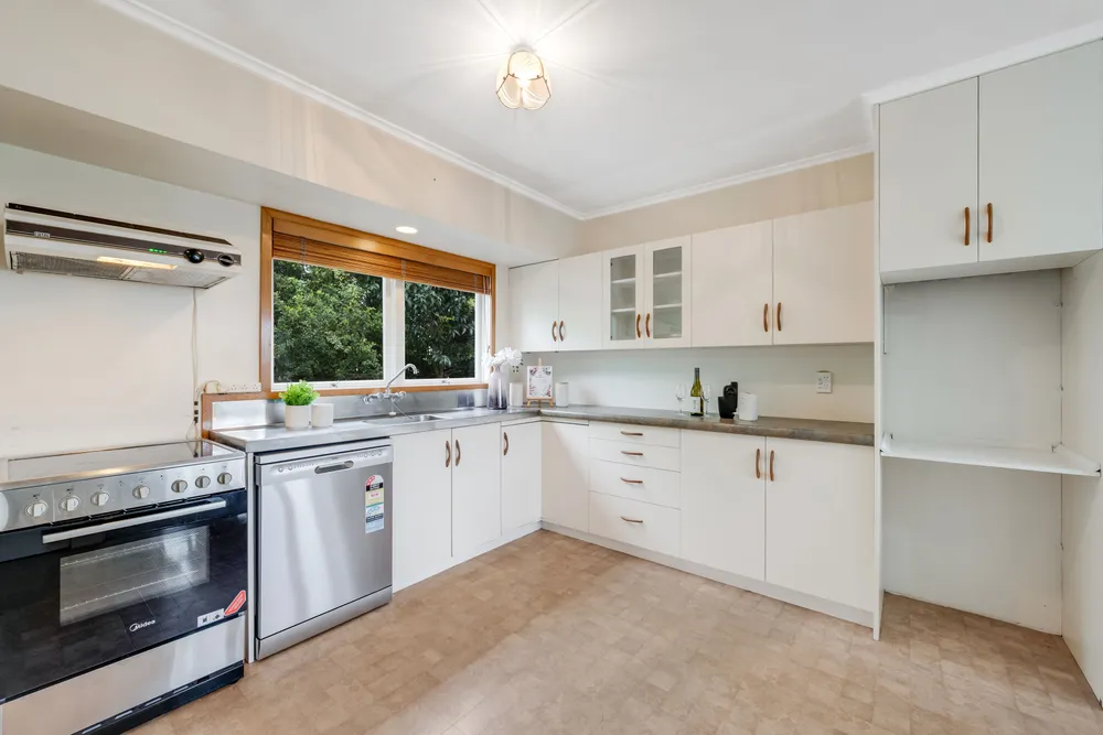 Photos of 65A Uxbridge Road