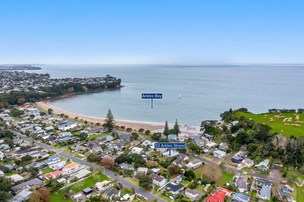 Photos of 53 Arkles Strand
