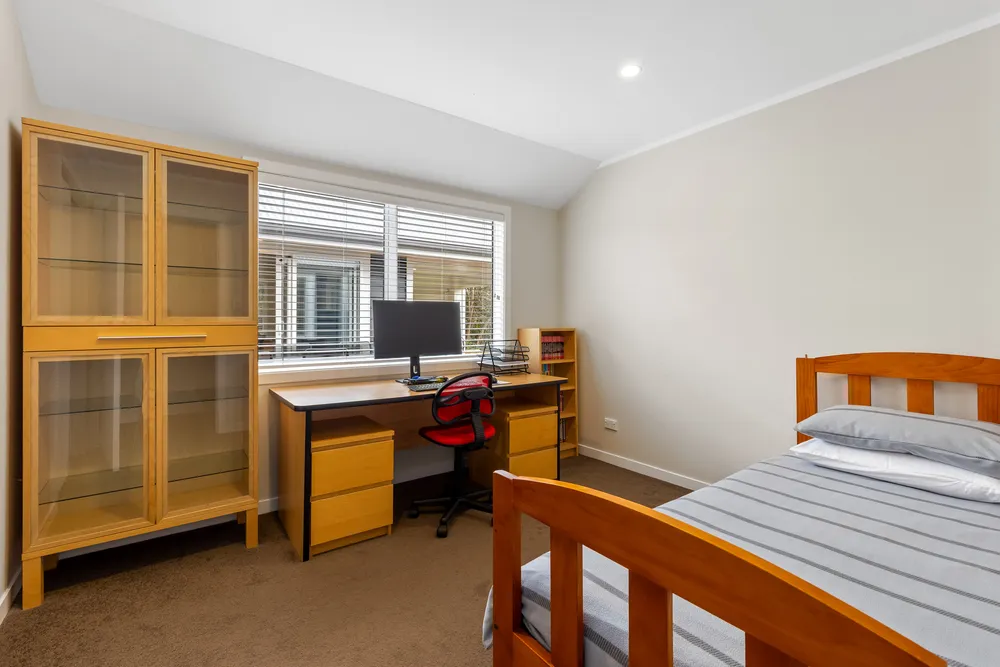Photos of 53 Arkles Strand