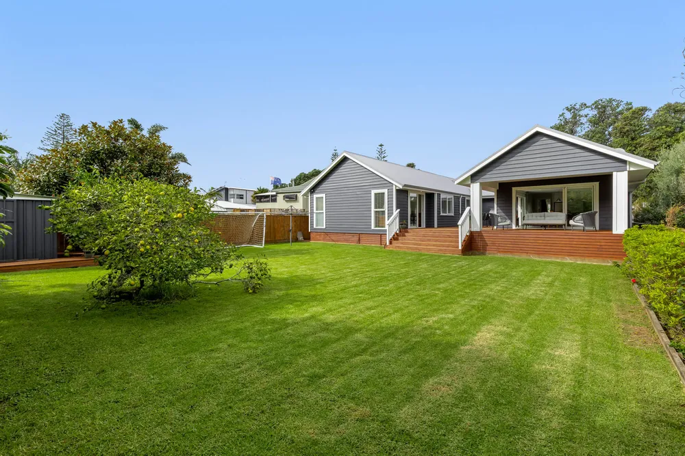 Photos of 53 Arkles Strand