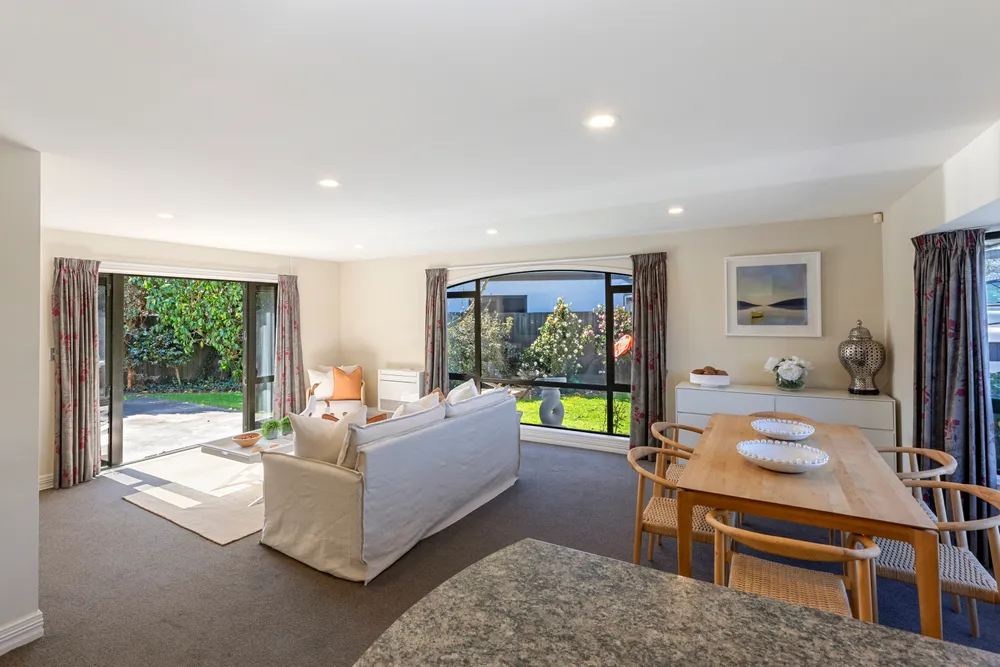 Photos of 17 Glencullen Drive