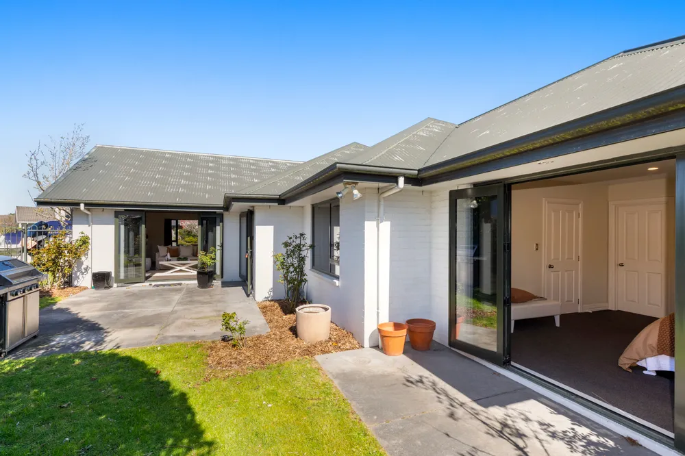 Photos of 17 Glencullen Drive