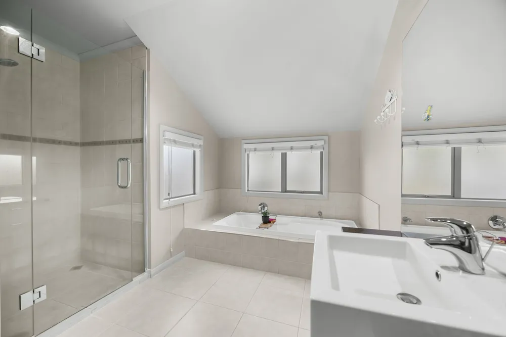 Photos of 4 Kingsgate Place