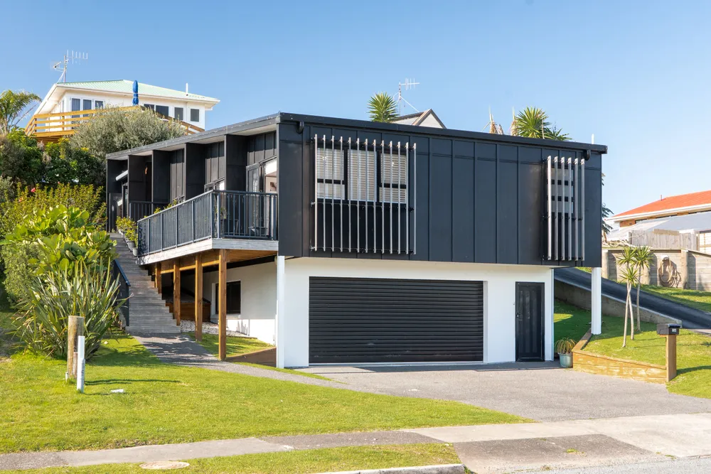 Photos of 31A Hanlen Avenue