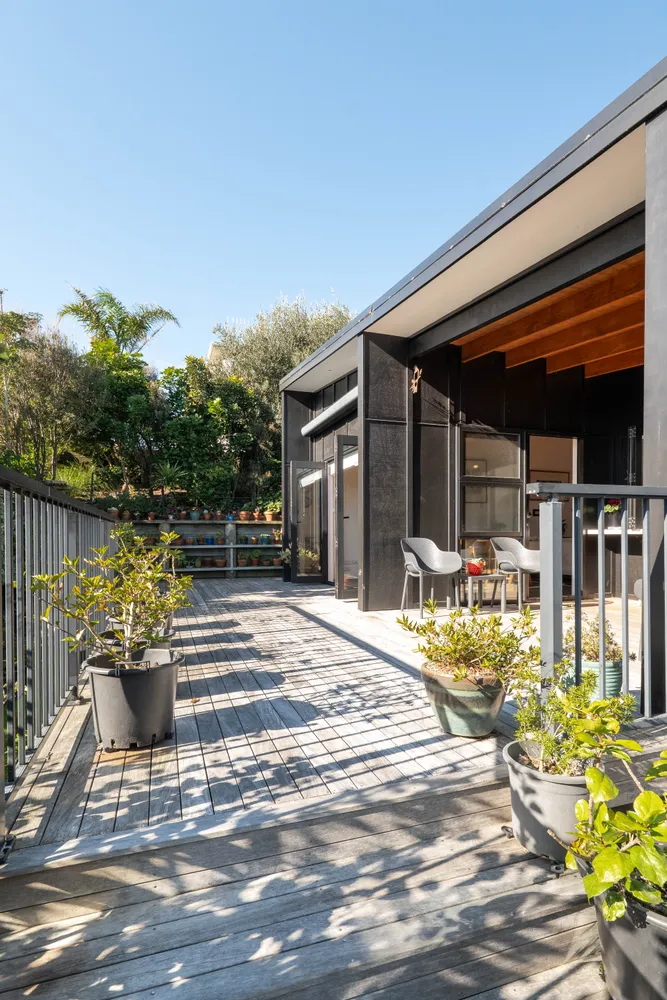 Photos of 31A Hanlen Avenue