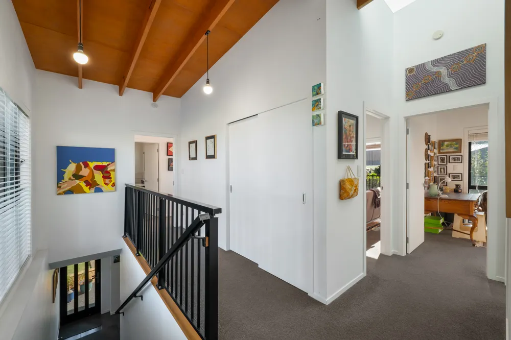 Photos of 31A Hanlen Avenue