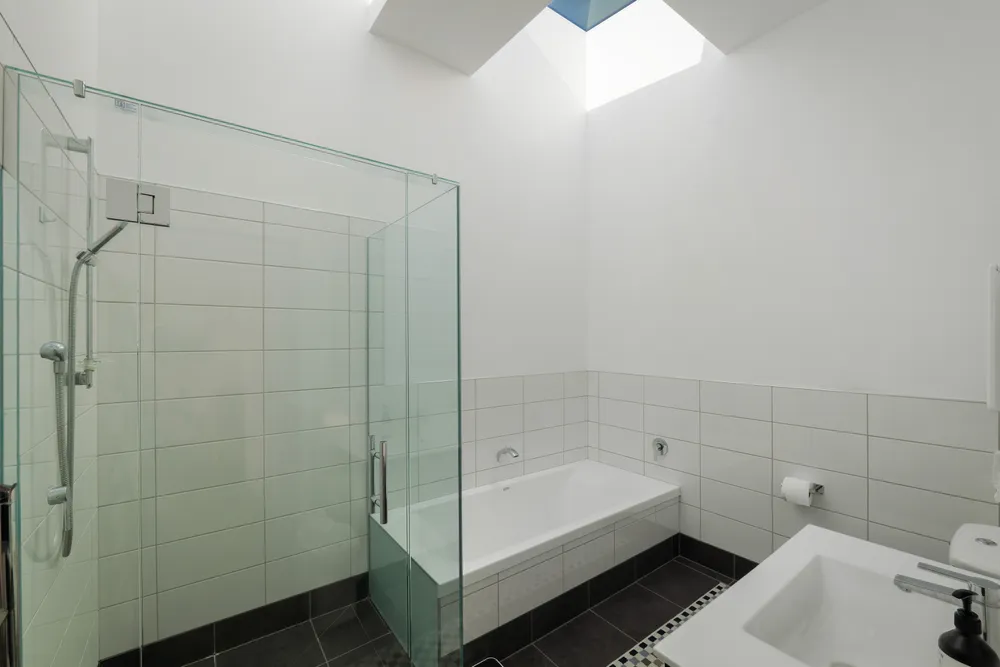 Photos of 31A Hanlen Avenue