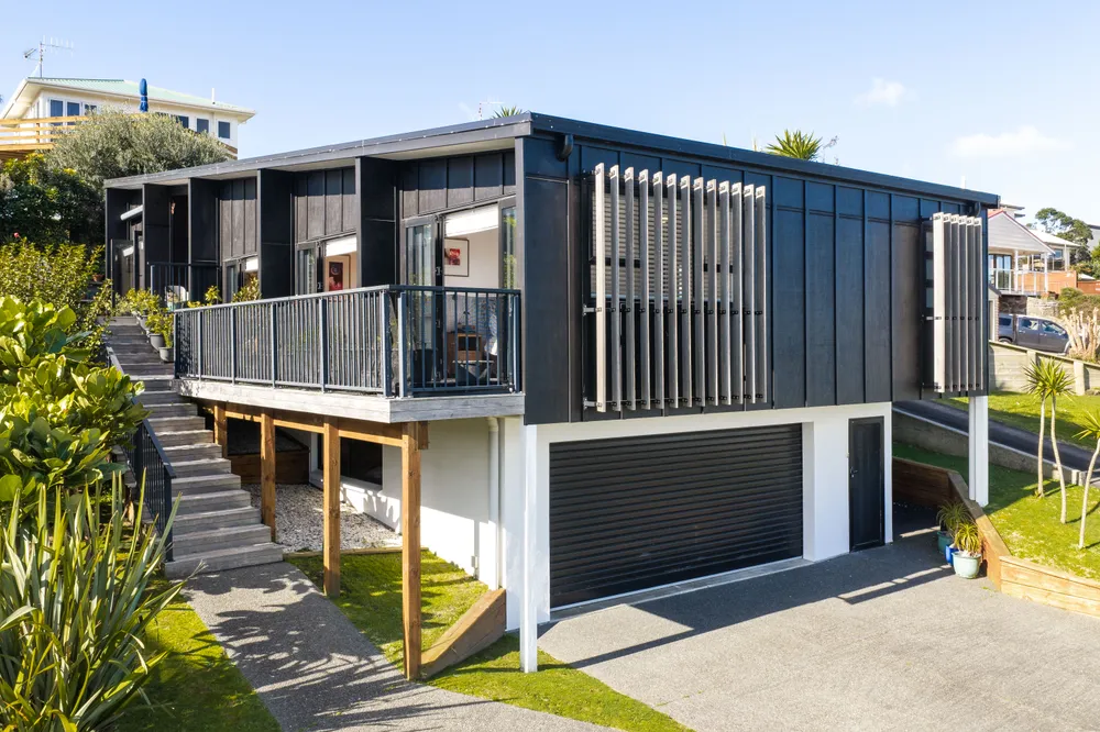 Photos of 31A Hanlen Avenue