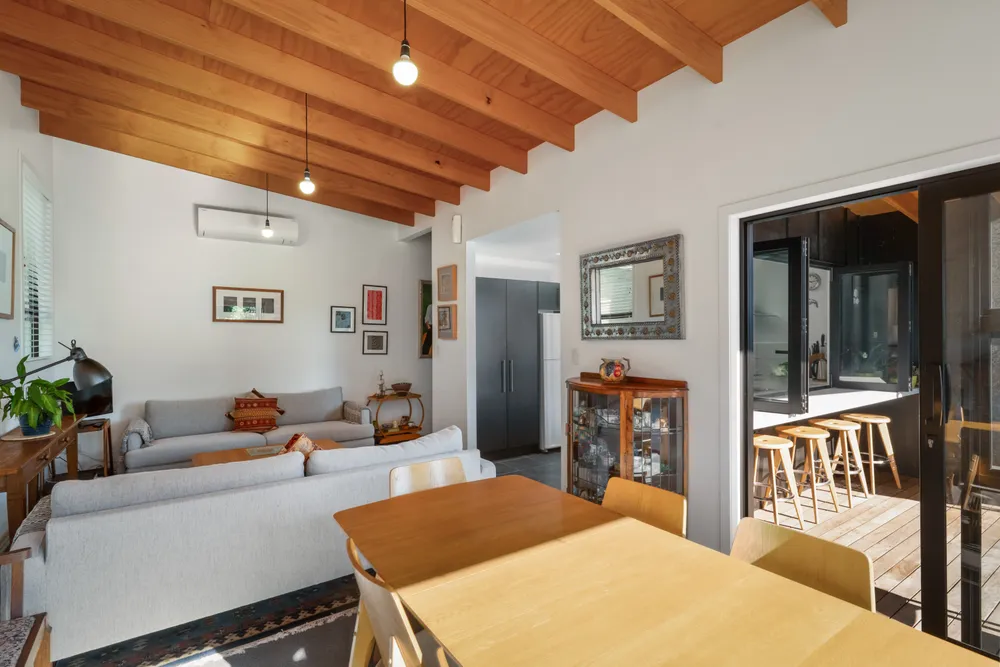 Photos of 31A Hanlen Avenue