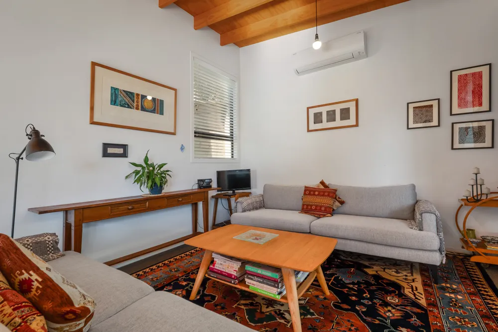 Photos of 31A Hanlen Avenue