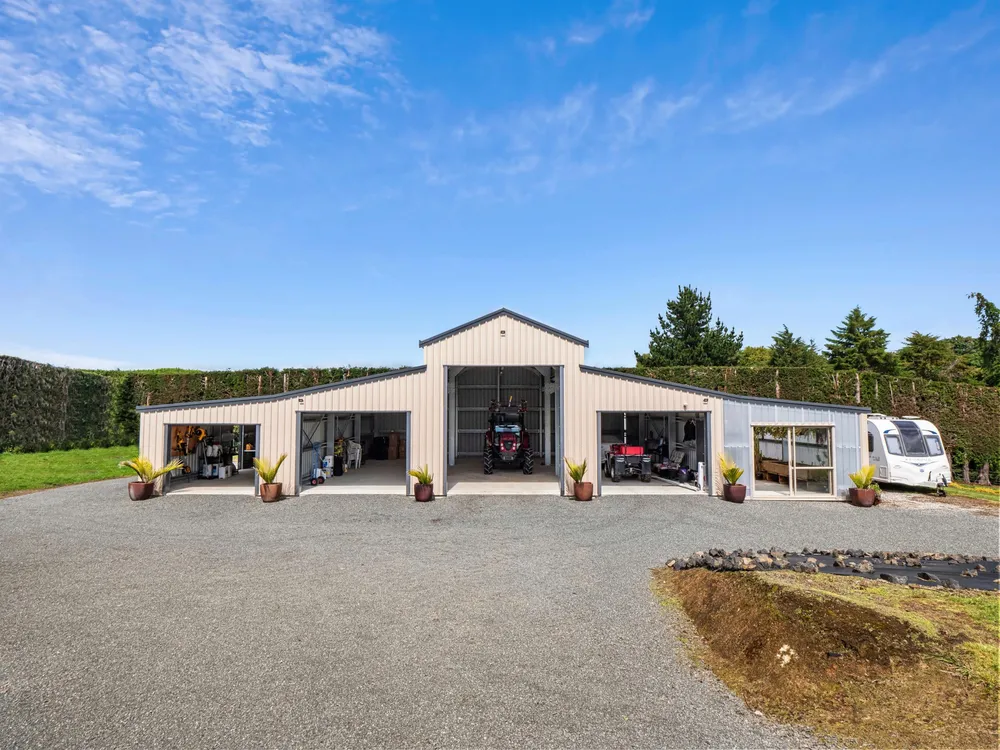 Photos of 124 Kauri Point Road