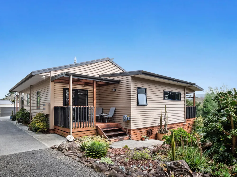 Photos of 124 Kauri Point Road