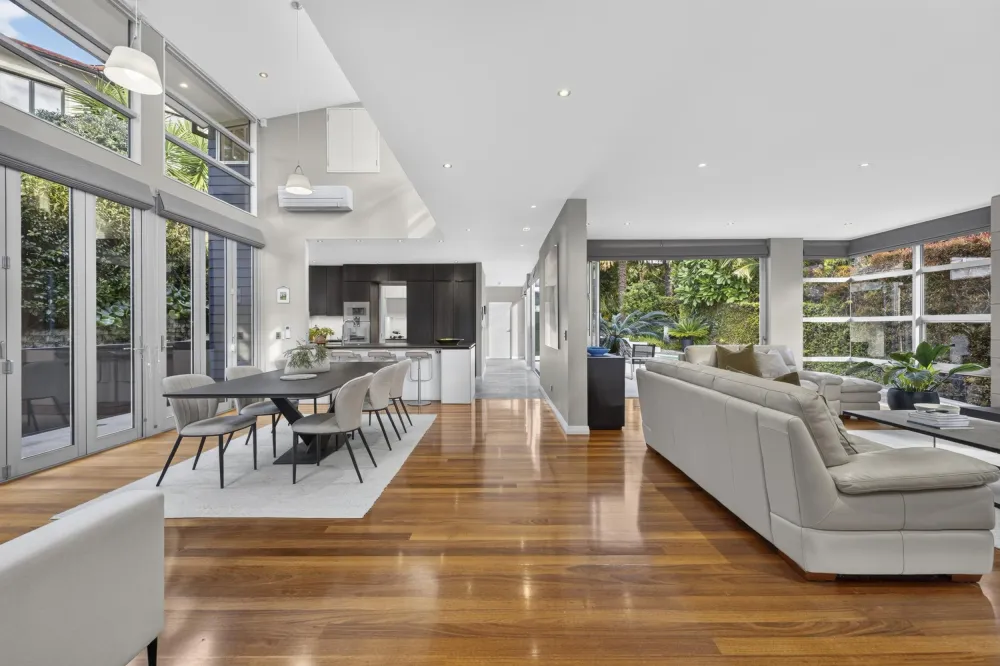 Photos of 51 Fern Glen Road