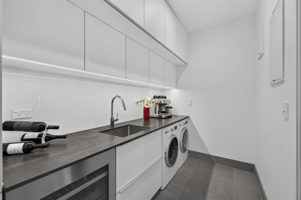 Photos of 51 Fern Glen Road
