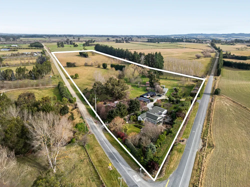 Photos of 1310 Marshmans Road