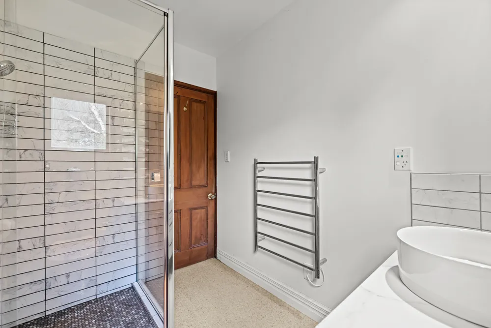 Photos of 1310 Marshmans Road
