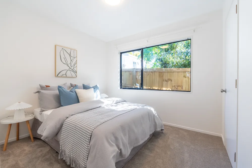 Photos of 2/353 Glenfield Road