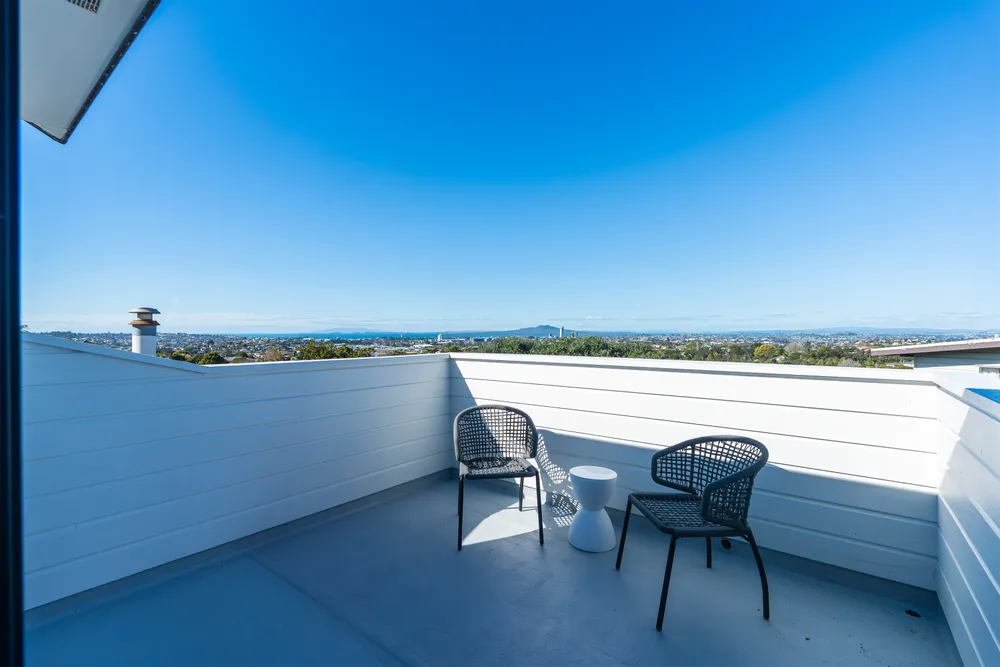 Photos of 2/353 Glenfield Road