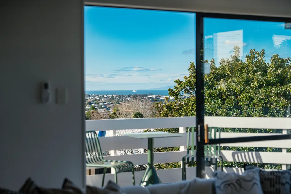 Photos of 2/353 Glenfield Road