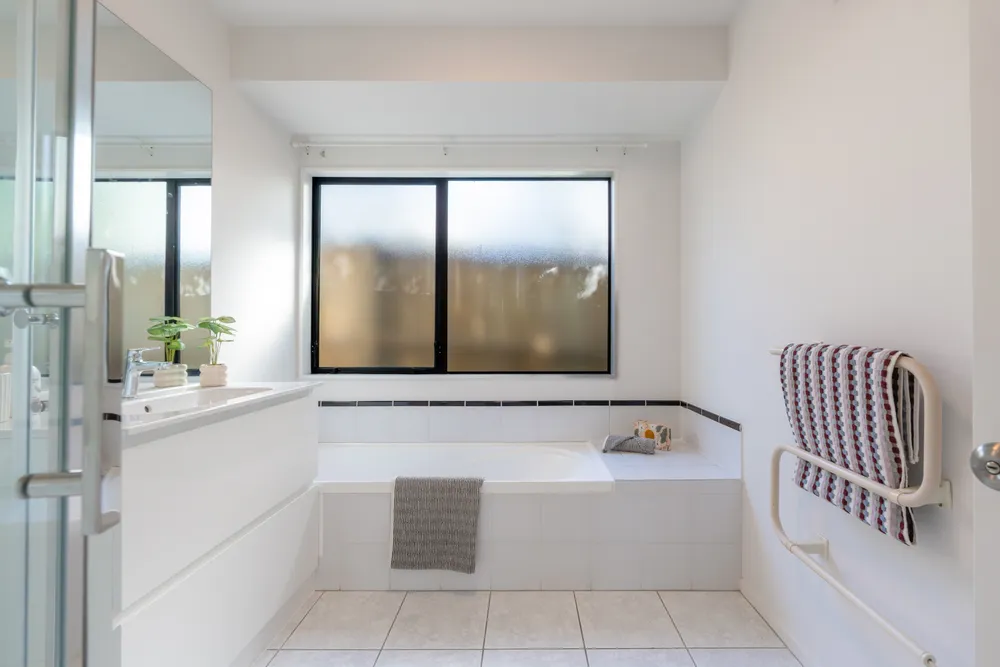 Photos of 2/353 Glenfield Road
