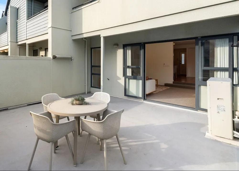 Photos of 6/88 Brougham Street